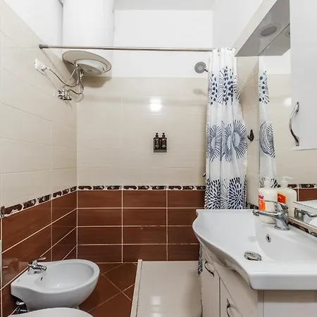 Apartment Kondo Stays - Digital Nomad *
